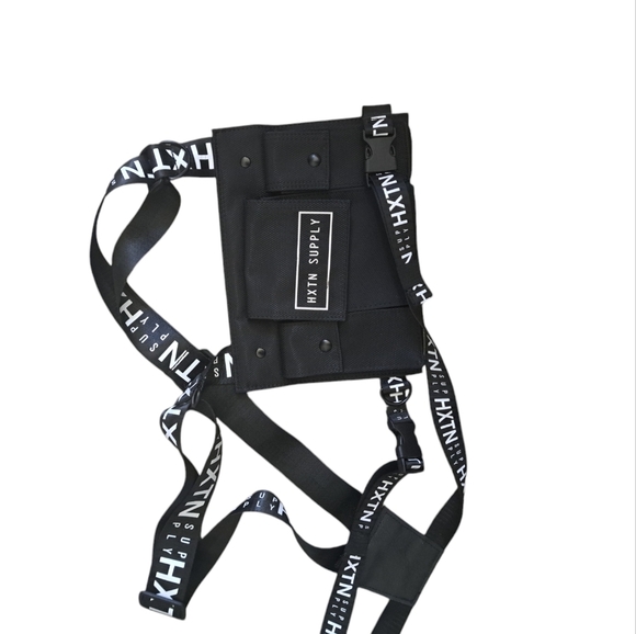 HXTN Supply Urban Chest bag pouch unisex lightweight tough minimalist travel - Picture 3 of 9